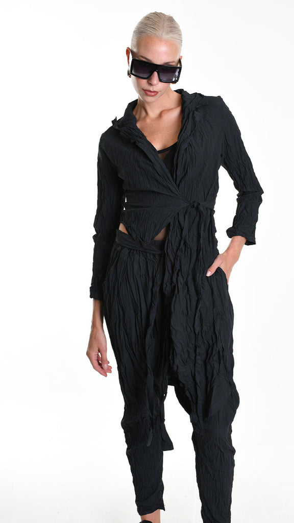 A34R W504325 JACKET Asymmetric Cotton Organic Crumpled Black.