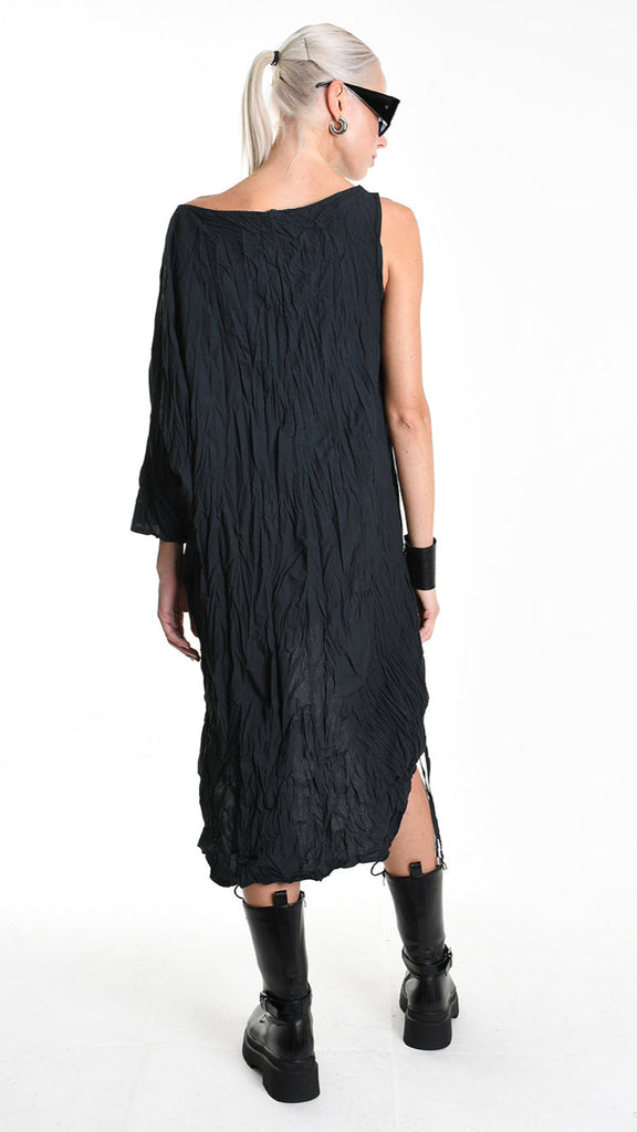 A34R W504425 DRESS Asymmetric Cotton Organic Crumpled Black.