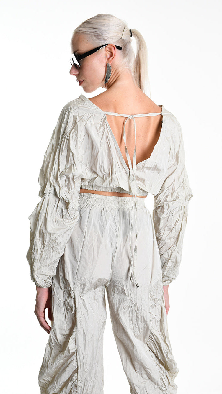 A34R W509325 TOP Crop Taffeta Crumpled Sand