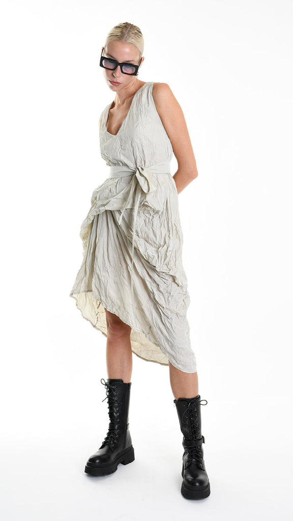 A34R W509425 DRESS Asymmetric Taffeta Crumpled Sand.