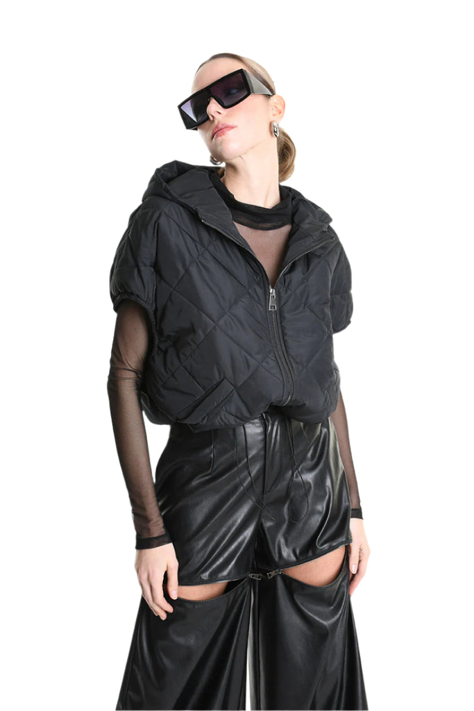 4R W5196 BOMBER Oversized Sleeveless in Quilted Chiffon, Black. TEPHRA