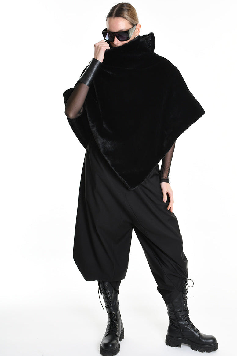 4- W5166 PONCHO Double-faced in Quilted Nylon, UNISEX, Black. TEPHRA