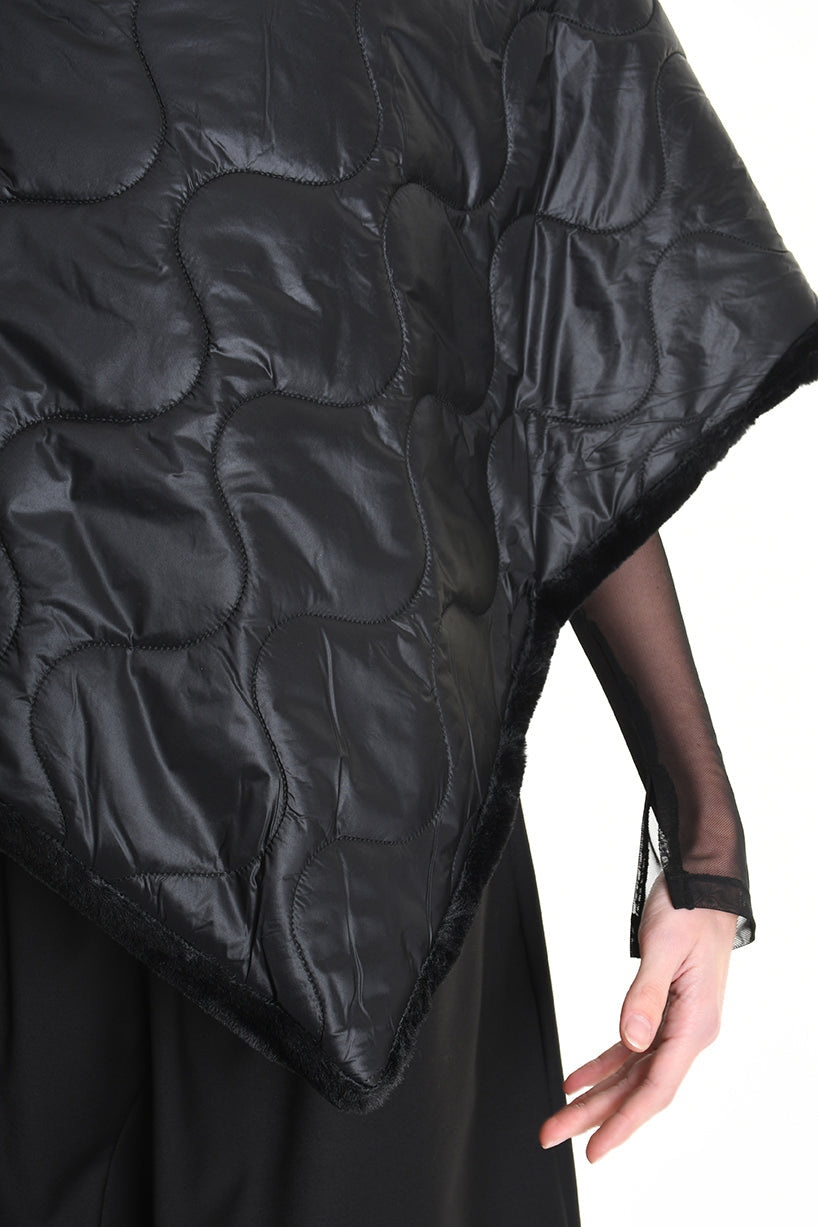 4- W5166 PONCHO Double-faced in Quilted Nylon, UNISEX, Black. TEPHRA