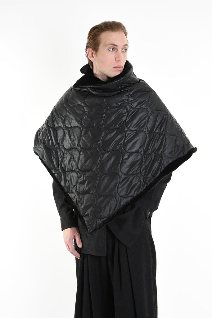 4- W5166 PONCHO Double-faced in Quilted Nylon, UNISEX, Black. TEPHRA