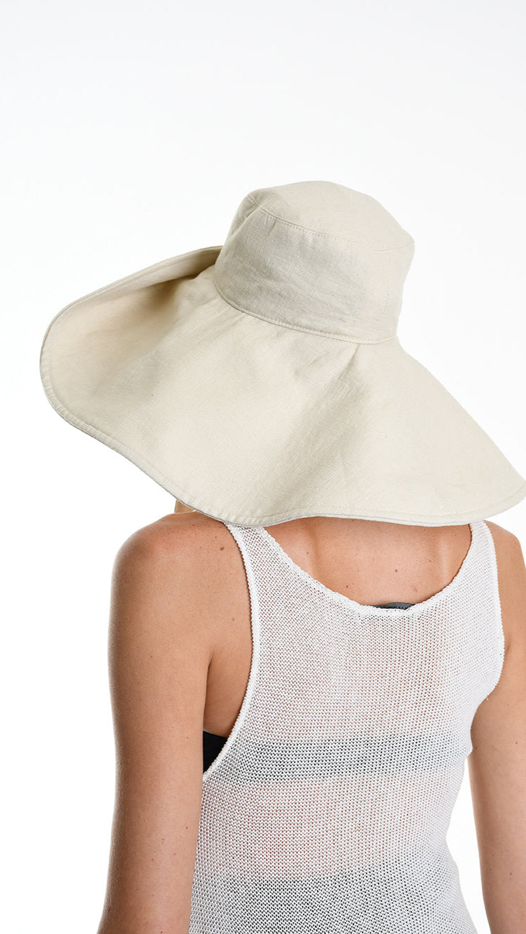 A34Y W510625 HAT Linen Cotton & Lined Ecru
