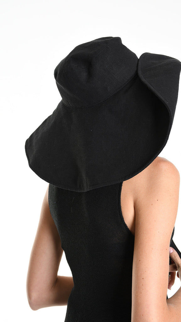 A34Y W510625 HAT Linen Cotton & Lined Black.