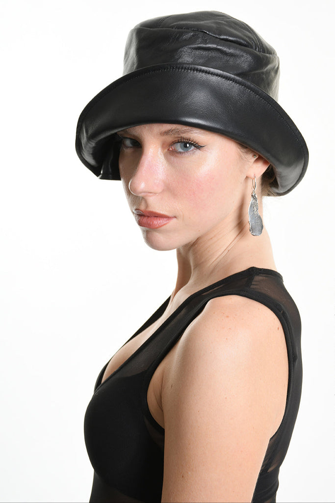 4Y W5212 HAT Leather Lined Black WOMAN LA HAINE INSIDE US