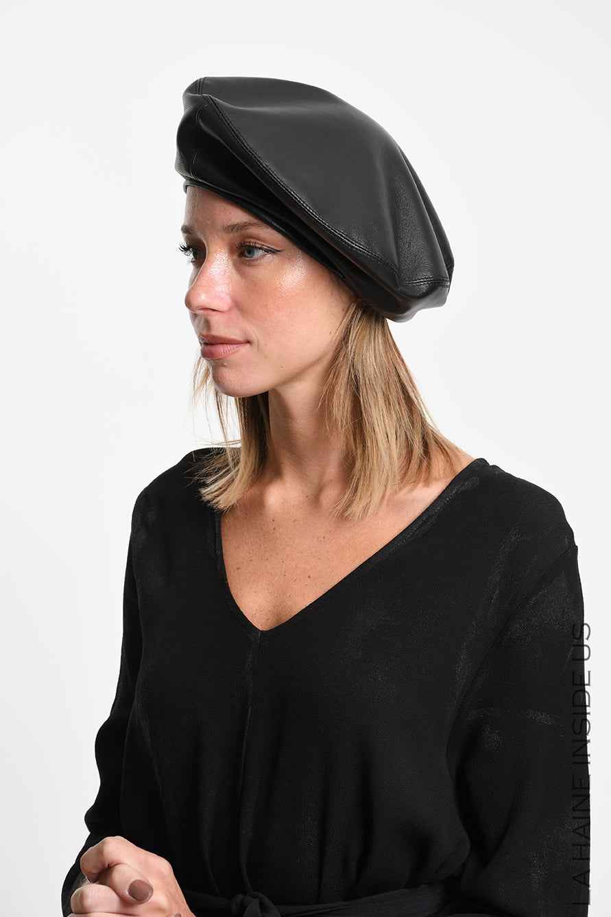 4Y W5513 HAT Nappa Leather Lined UNISEX U Black
