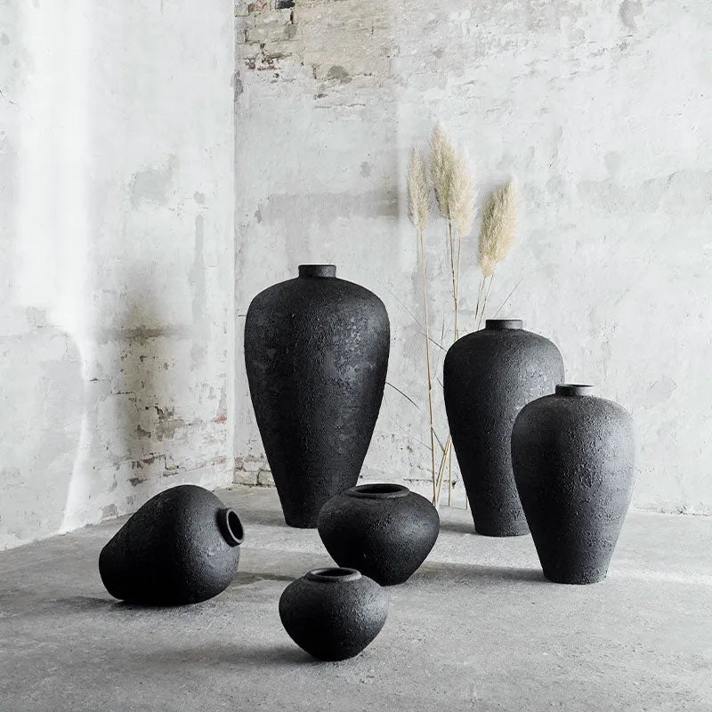 Jar Luna Black 100 - Black Terracotta - Ø56xH100 cm MUUBS