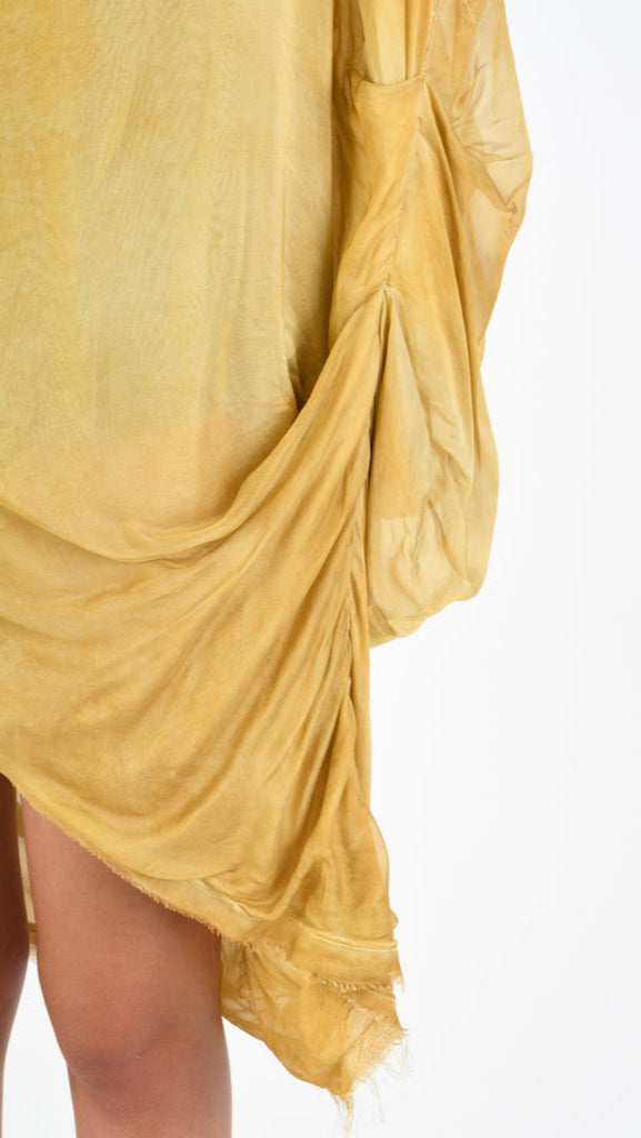 A39B SM35625 Over T-SHIRT in Cold Gold Dyed Silk Viscose