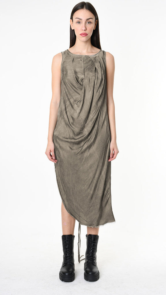 Sleeveless viscose satin dress in grey with draped collar and asymmetric cut.