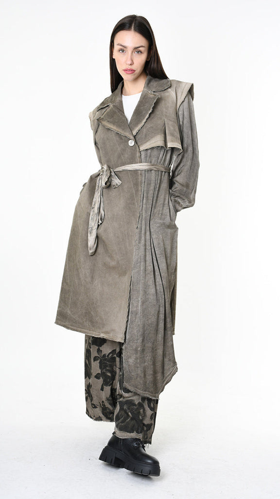 A39B SM45125 Trench in cotton gabardine with viscose satin inserts, asymmetrical design in grey.