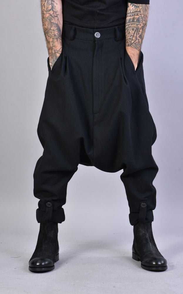 A33B LM001 Black pants.