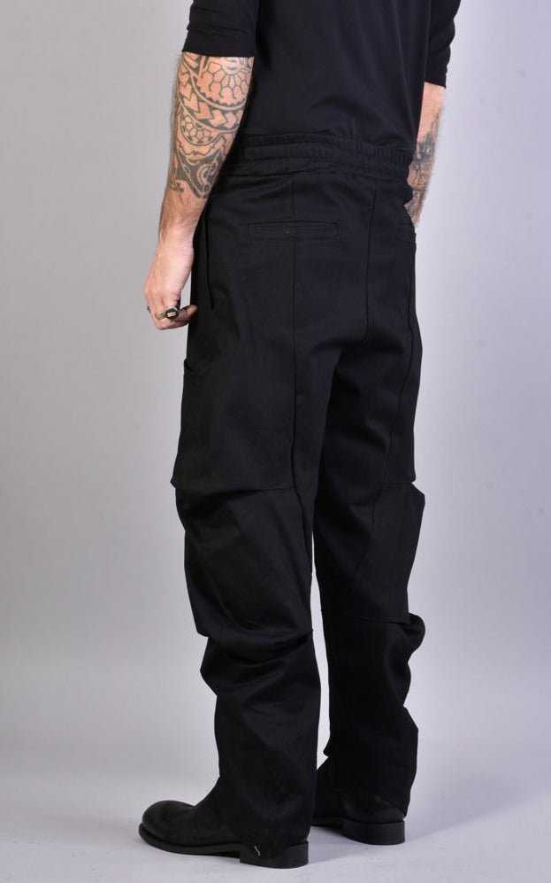 A33B LM022 BLACK Pants.