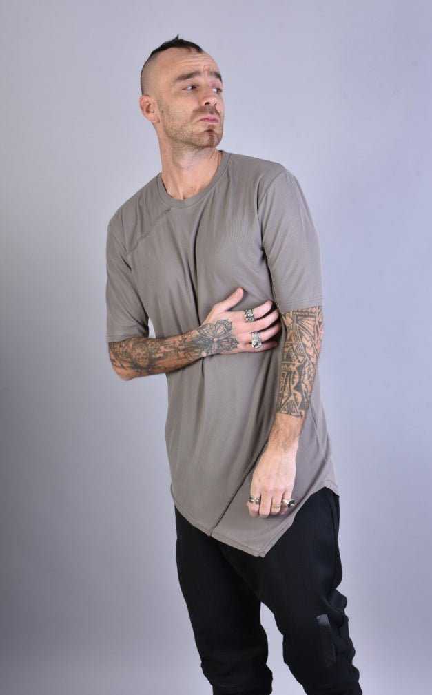 A33J LM062 FANGO Asymmetric Modal Regular T-shirt.