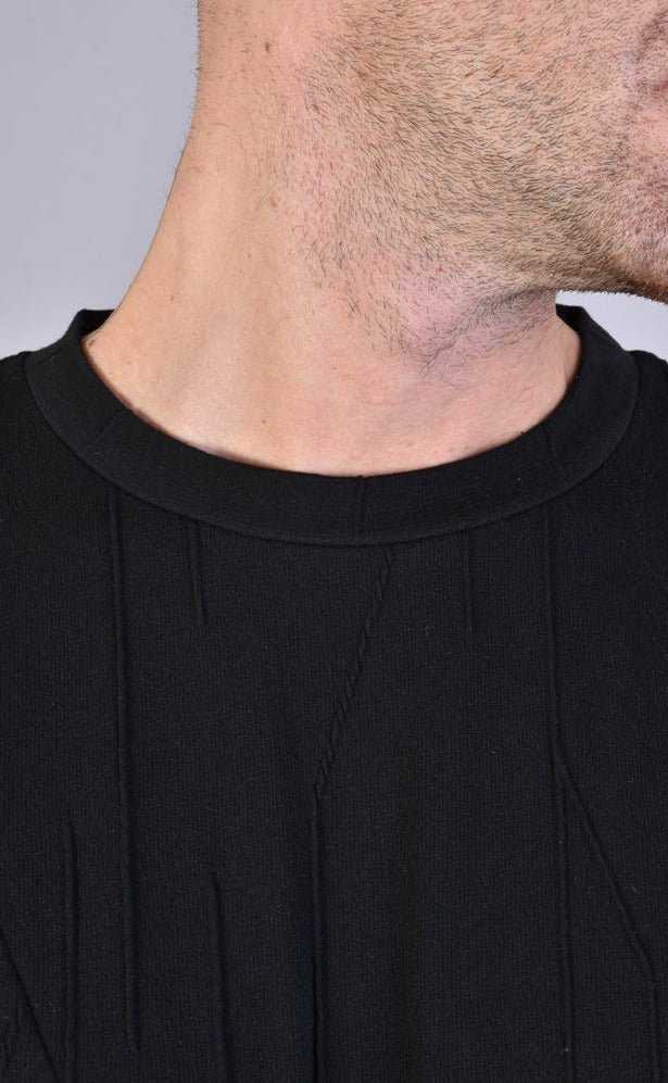 A33M LM042 BLACK Woven Viscose Jersey Regular T-Shirt.