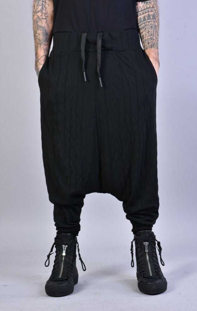 A33M LM044U BLACK mens trousers.