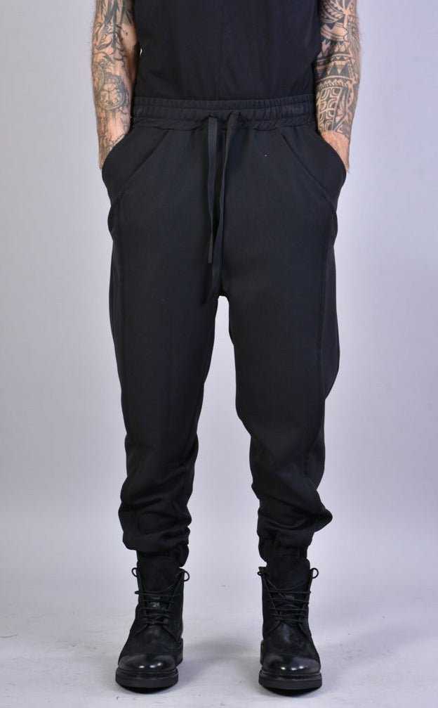 A33M LM04624 Black Pants man.