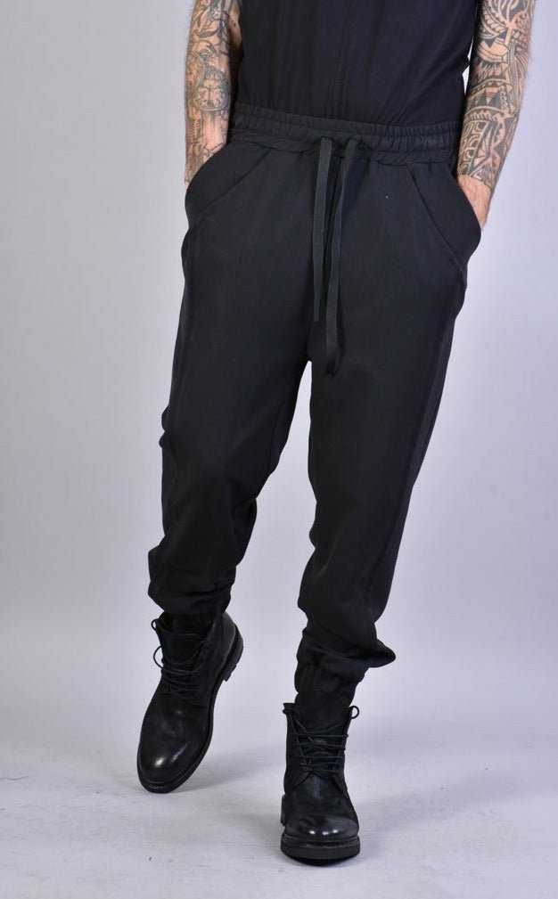 A33M LM04624 Black Pants man.