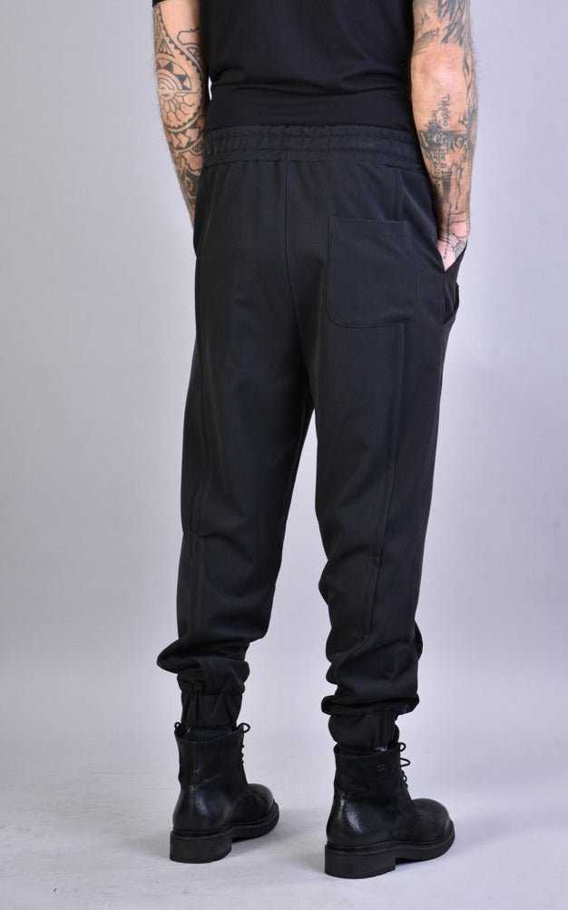 A33M LM04624 Black Pants man.