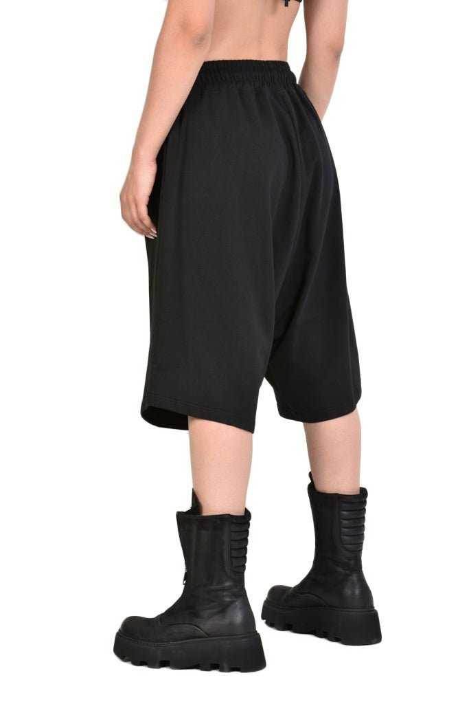 A33M ONKARA23 Womans black bottoms