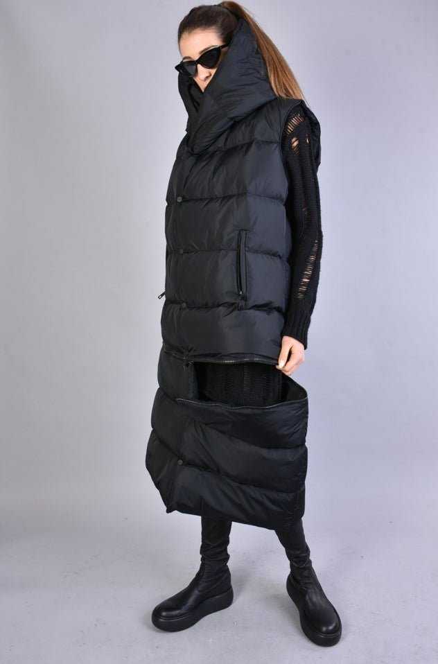 Sleeveless long black padded down jacket by LA HAINE INSIDE US, A33P LM068 BLACKD.