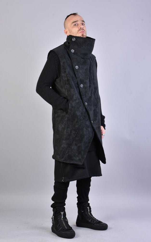 A33P LM07823 BLACK Sleeveless Coat 340 Coats & Jackets Jackets LA HAINE INSIDE US TEPHRA