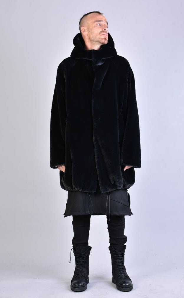 A33Q LM045 BLACK Faux Fur Lined Oversize Coat 879.00 Coats & Jackets LA HAINE INSIDE US TEPHRA