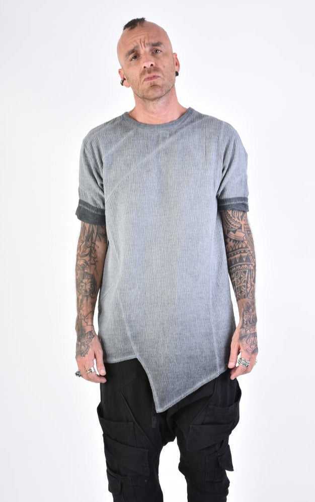 A33V LM11924 T-SHIRT Regular Asymmetric Woven Cotton Degrade Grey.