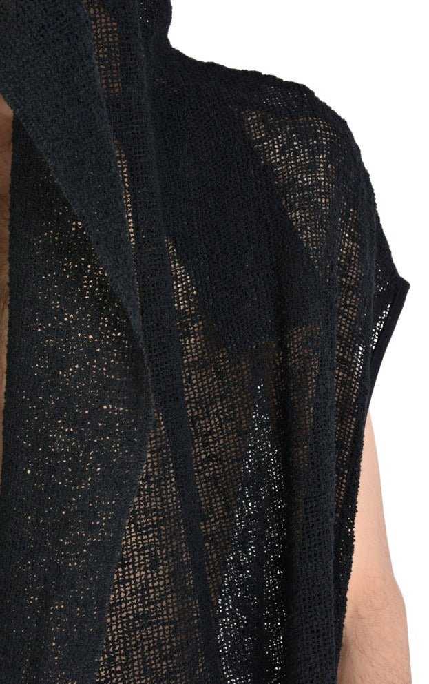 A33Z AREZI23 BLACK Cotton Waxed Sleeveless Cardigan.