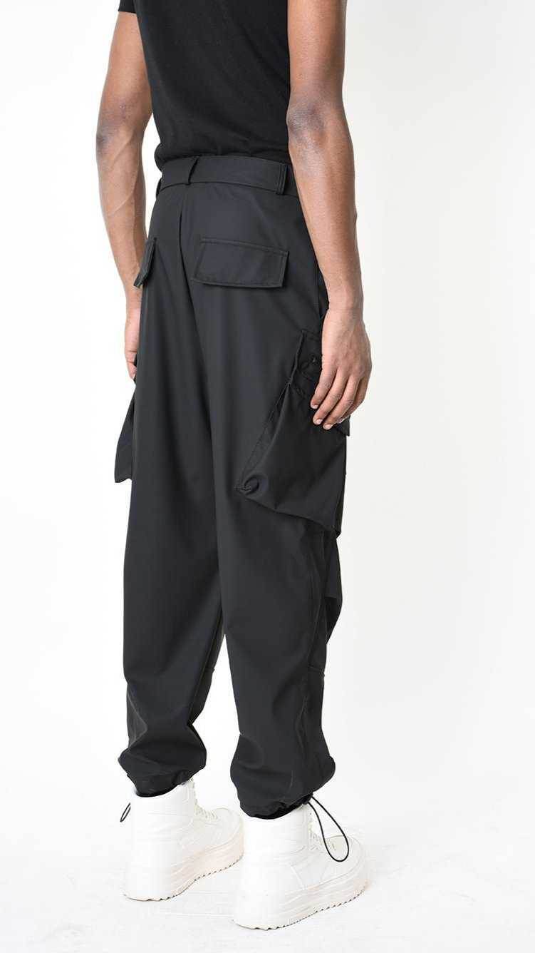 A33Z LM14725 TROUSER Cargo Rubberized Technical Fabric﻿ Black