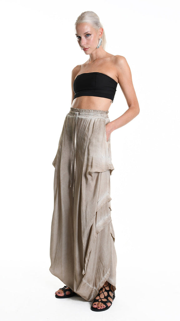 A34B W512425 TROUSER Over Wide Satin Viscose Sand.