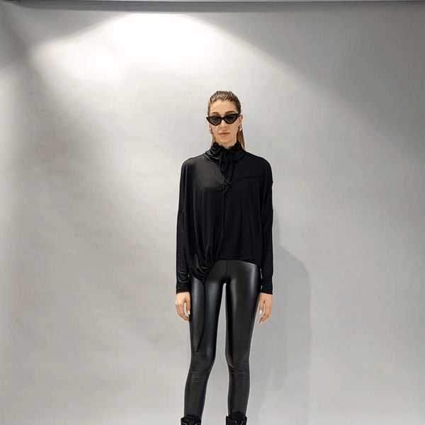 A34J LW636 BLACK Top Woman