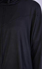 A34J LW636 BLACK Top Woman