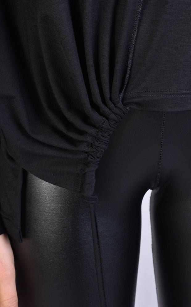 A34J LW636 BLACK Top Woman
