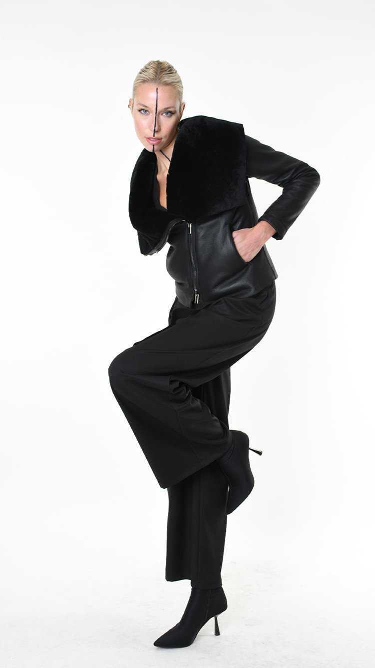 A34O LW92025 JACKET Shearling Black