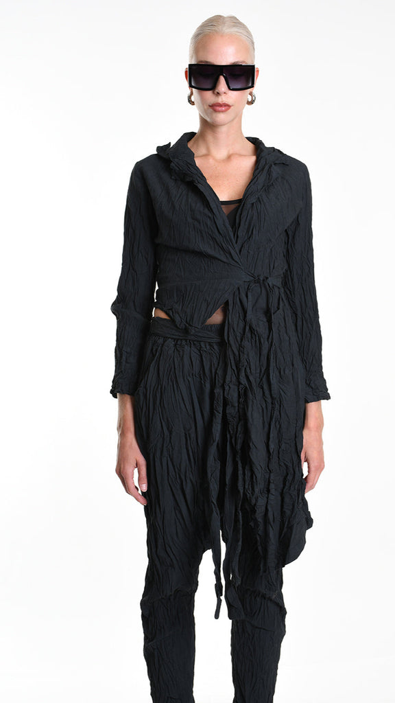 A34R W504325 JACKET Asymmetric Cotton Organic Crumpled Black.