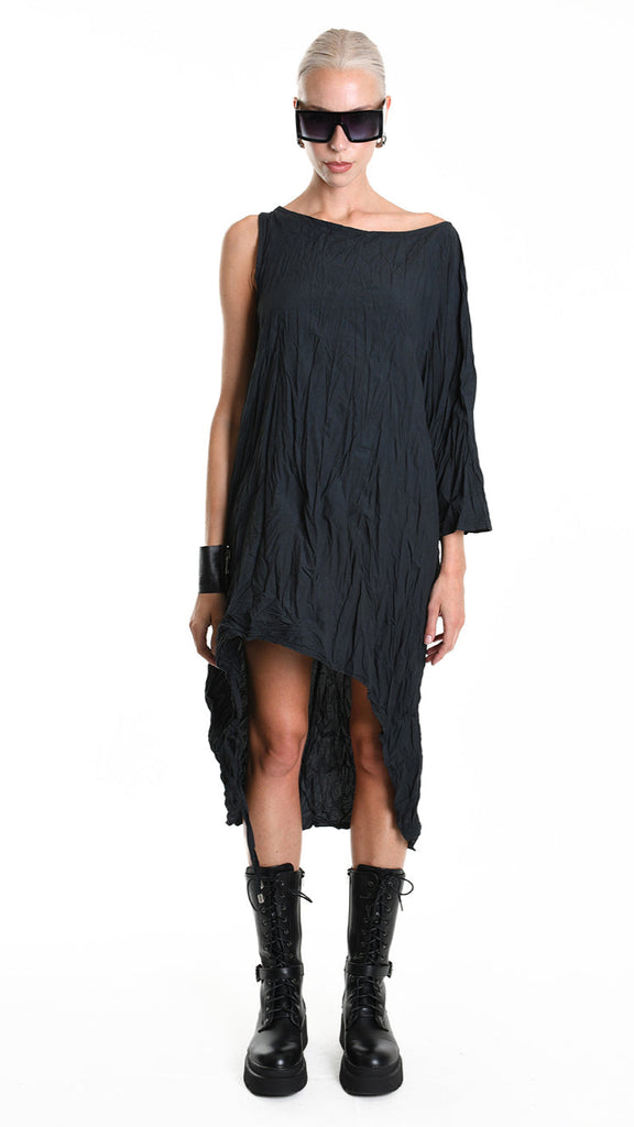 A34R W504425 DRESS Asymmetric Cotton Organic Crumpled Black.