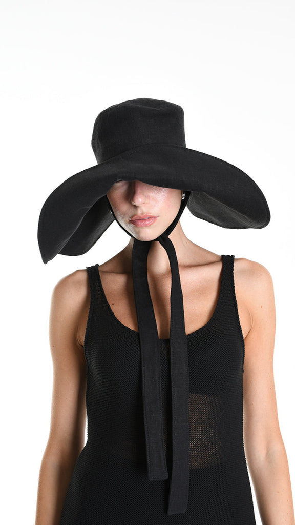 A34Y W510625 HAT Linen Cotton & Lined Black.