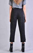 A39B SM16325 Black Pants Woman