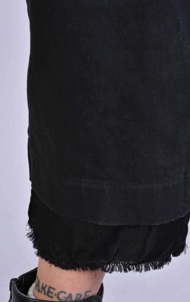 A39B SM16325 Black Pants Woman