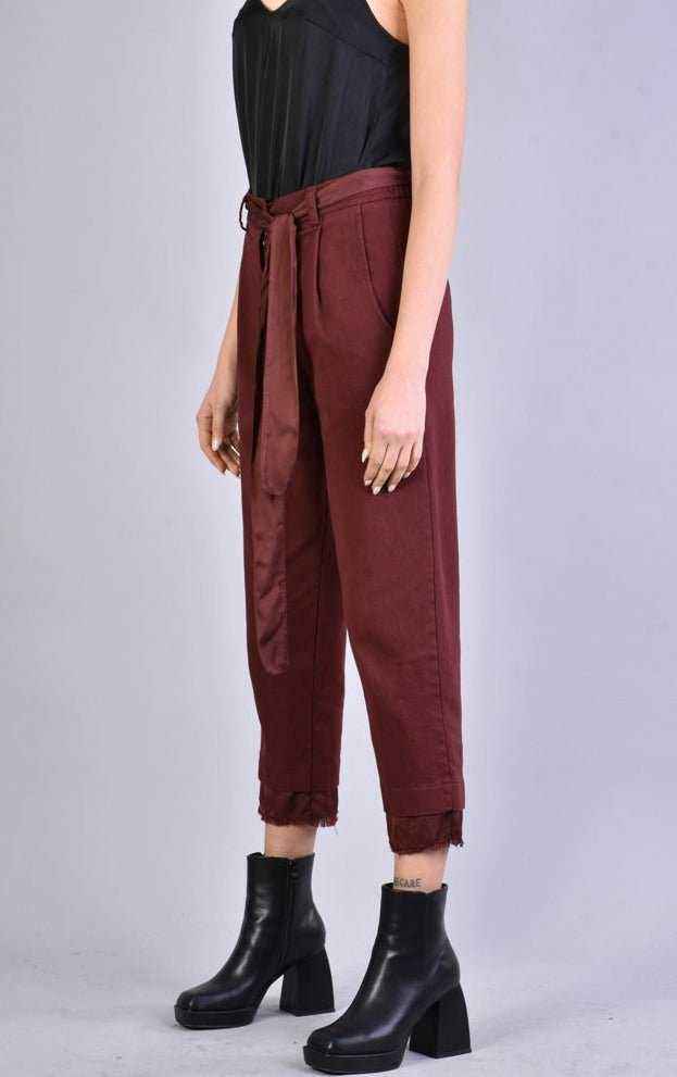 A39B SM16325 BLOOD Gabardine Trouser