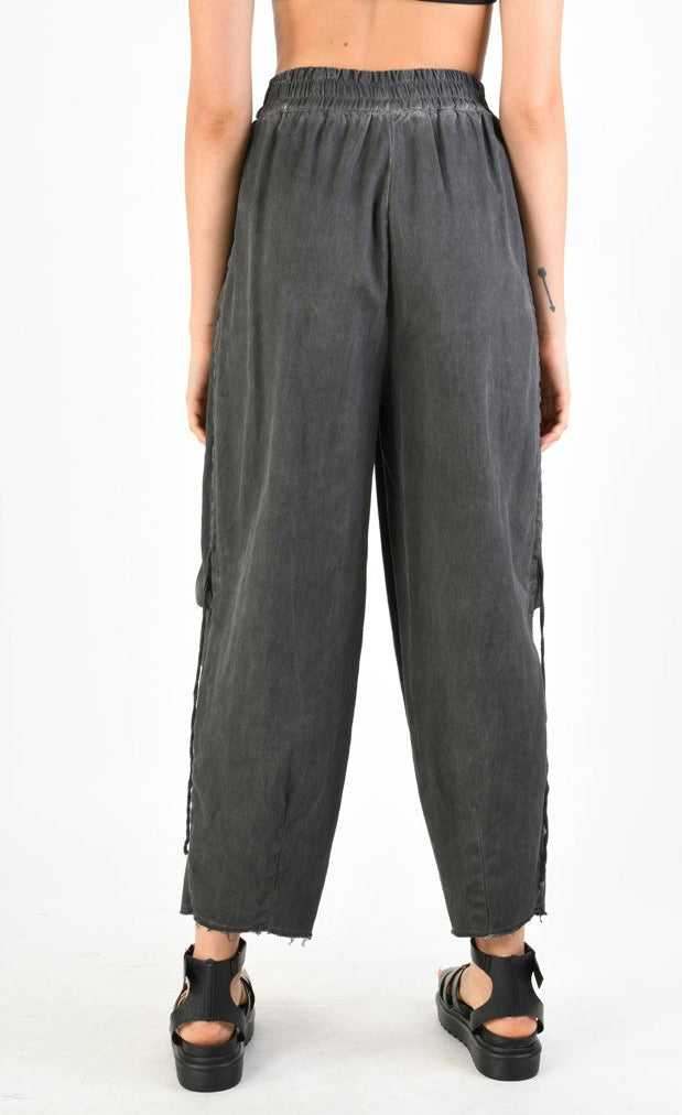 A39B SM31925 Gabardine Pants Grey