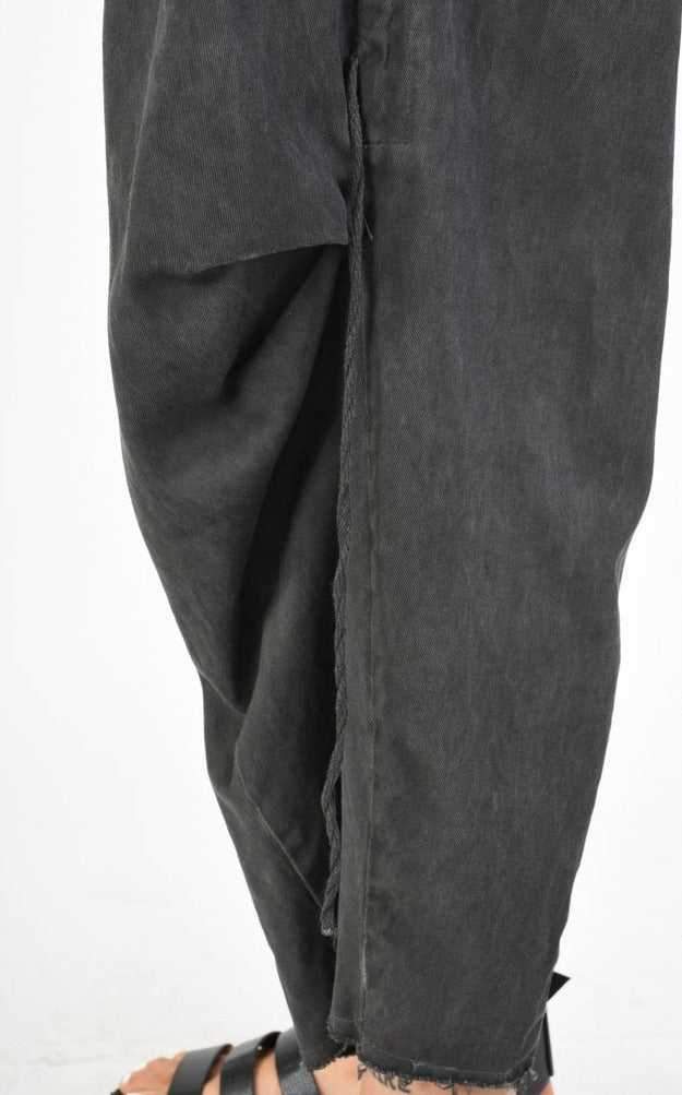 A39B SM31925 Gabardine Pants Grey