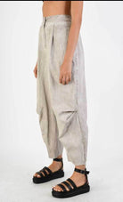 A39B SM31924 Gabardine pants