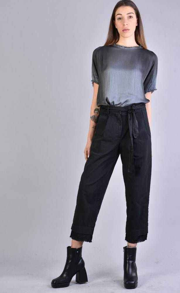 A39B SM16325 Black Pants Woman