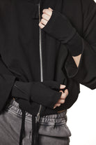 W5226 GLOVES UNISEX BLACK / GREY THOM KROM