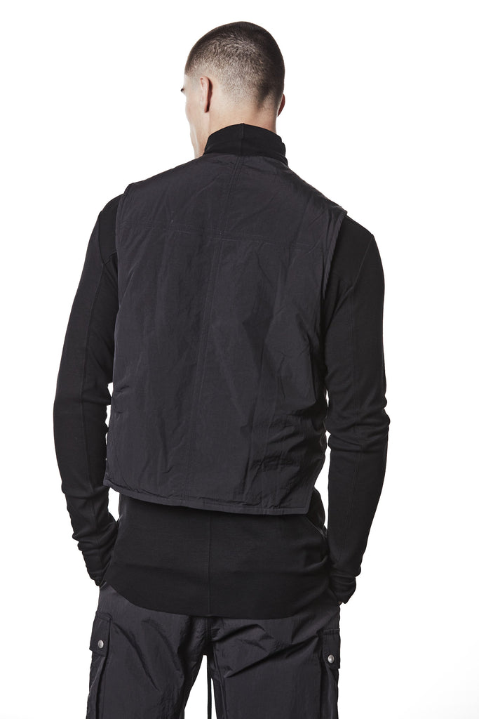 M J 76 Black Utility Vest – Zip-Up with Multiple Pockets Black Man THOM KROM