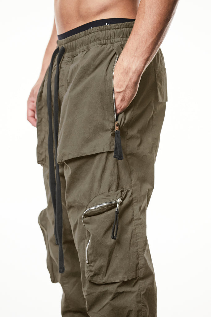 T3M P 1025 woven cargo trousers olive night.