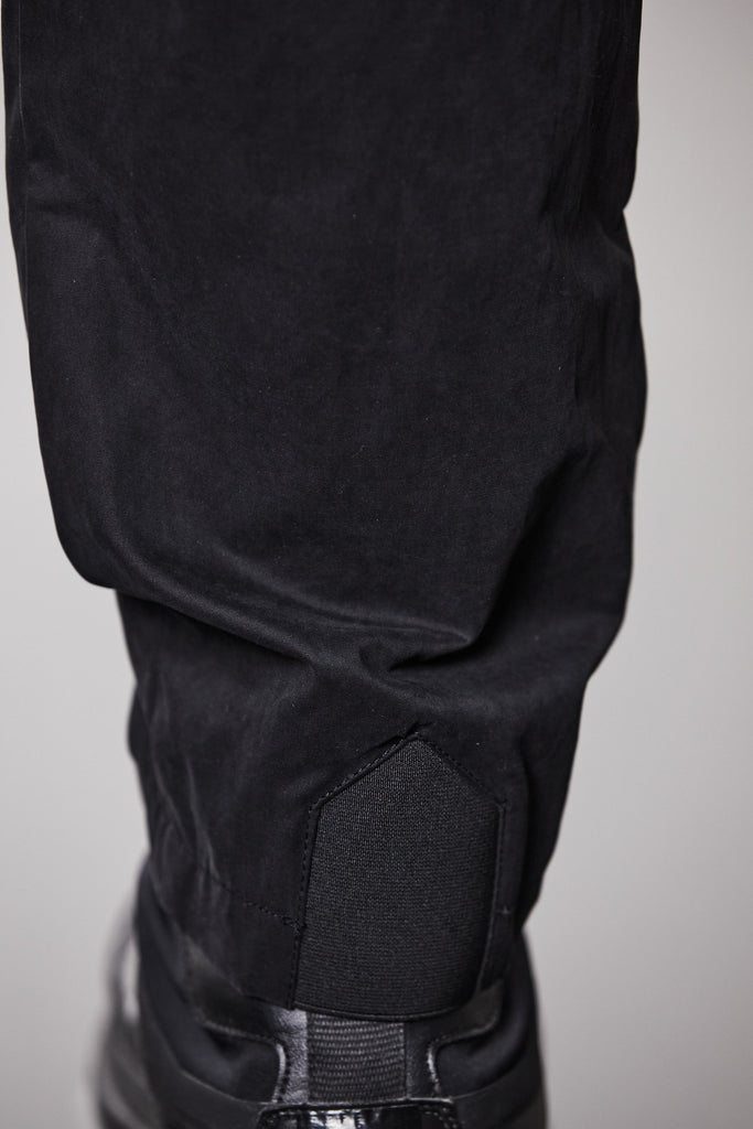 M P 14 Black Cargo Pants – Loose Fit with Oversized Pockets and Adjustable Belt Black Man THOM KROM
